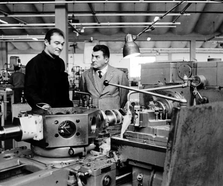 la fábrica de lamborghini cumple 60 años: historia de una factoría de sueños