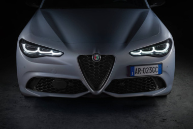 Al volante de Alfa Romeo Stelvio y Guilia 2023: belleza pulida