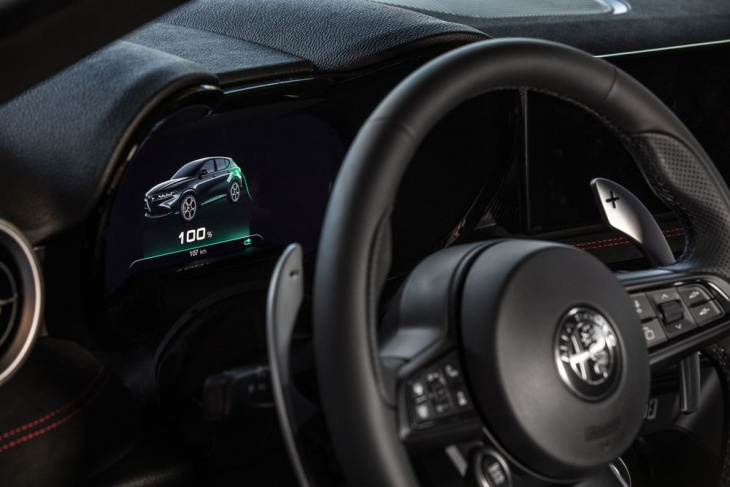 Alfa Romeo Tonale Plug-in-Hybrid: la deportividad ya tiene enchufe