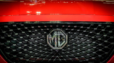 MG Motor lanza SUV híbrido enchufable en México; éste es su precio