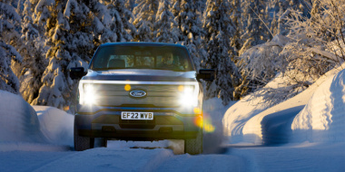 La pickup eléctrica Ford F-150 Lightning cruza la frontera y anuncia su llegada a Noruega