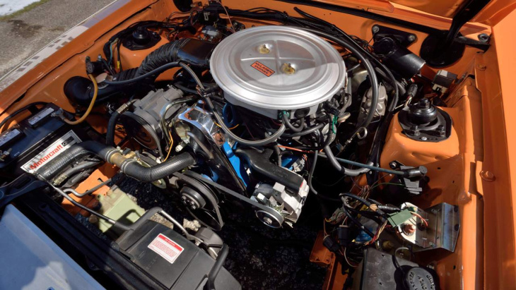 mclaren mustang m81 (1980): la extraña colaboración entre ford y mclaren con un mustang de cuatro cilindros