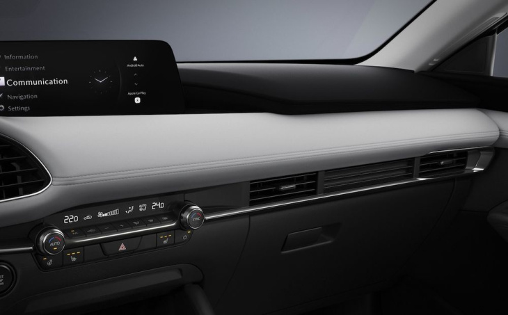 Mazda 3 2024: nuevos colores y mejoras en el infotainment y las ADAS