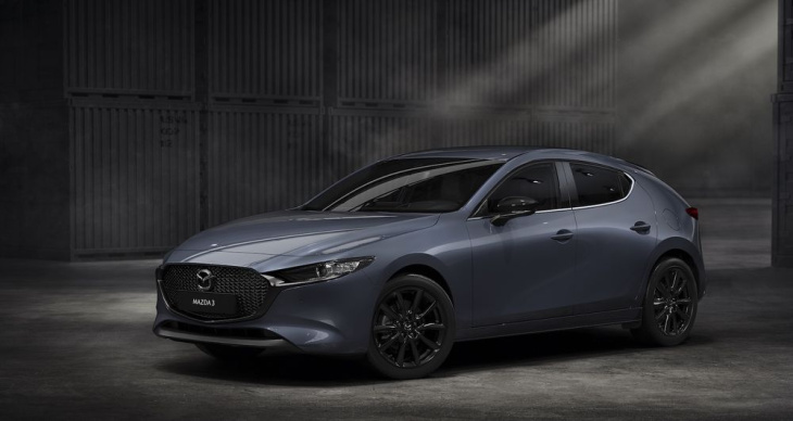 Mazda 3 2024: nuevos colores y mejoras en el infotainment y las ADAS