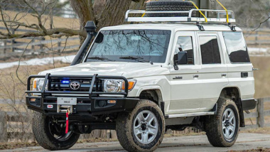 Inkas convierte este Toyota Land Cruiser en una bestia blindada