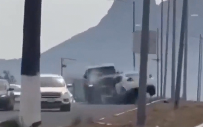 sonora: choca contra jeep tras ir en sentido contrario | video