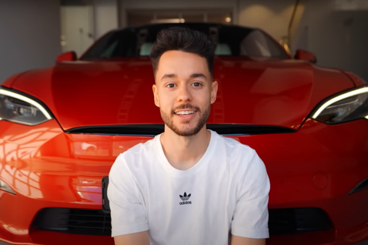 El youtuber TheGrefg prometió comprarse un Tesla Roadster, pero por culpa de Elon Musk se ha tenido que conformar con otro