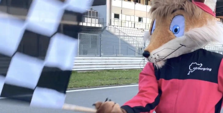 Legend, la mascota más rápida del planeta… y de Nürburgring