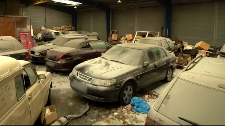 Vídeo: un concesionario Saab abandonado con más de 20 coches