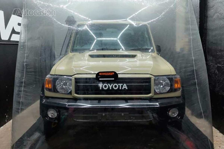 A la venta un  Toyota Land Cruiser Serie 70 que ha sido mantenido en una burbuja casi 2 años