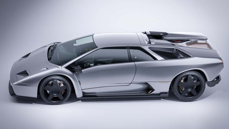 Eccentrica Lamborghini Diablo, un restomod minimalista y moderno