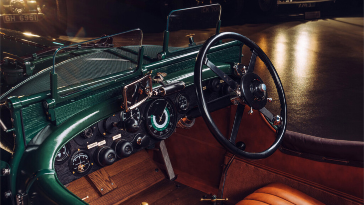 lo último de bentley es un coche de hace casi 100 años: el bentley speed six de 1930 vuelve a fabricarse según los planos originales