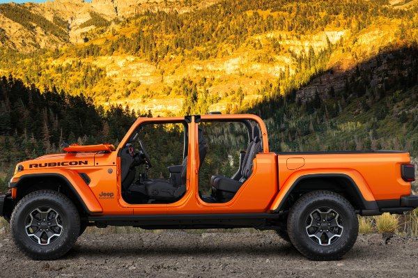 jeep ofrece dos nuevos colores especiales para el wrangler 2024 y gladiator 2023