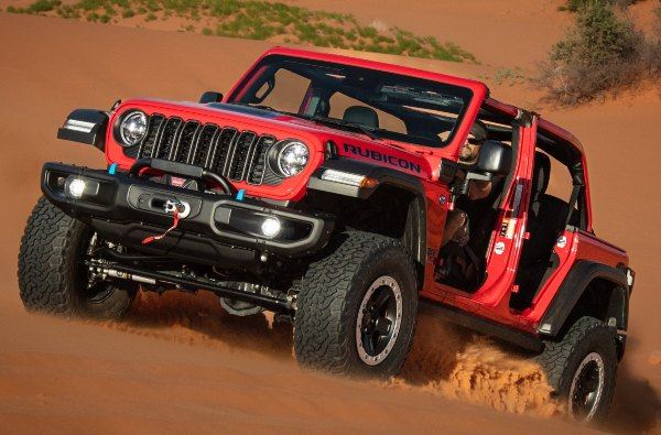 jeep presenta un nuevo kit de elevación de 2 pulgadas con amortiguadores bilstein para los wrangler y gladiator