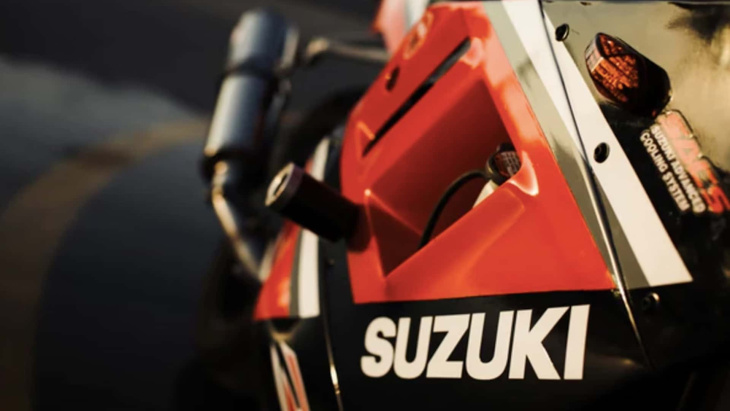 retrocede en el tiempo con la suzuki gsx-r1100 de cafe rider custom
