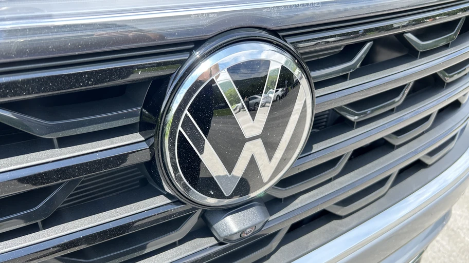 volkswagen teramont 2024 con un buen facelift y estrena motorización, primer contacto internacional