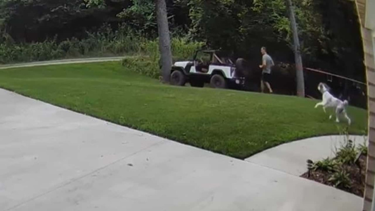 Este Jeep Wrangler se estrella solo... ¡por culpa de su dueño!