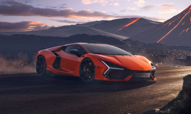 Lamborghini apunta hacia un nuevo récord histórico: vender 10,000 autos en tan solo un año