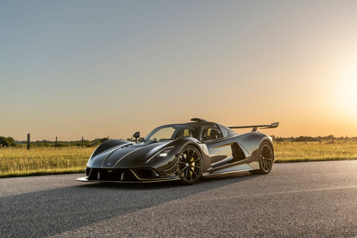 Hennessey presenta el debut mundial del nuevo Venom F5 Revolution Roadster