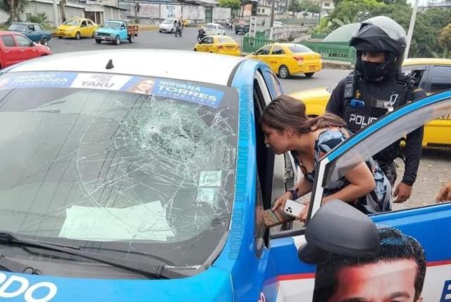 ecuador: atacaron a tiros el carro en el que se movilizaba candidata a la asamblea