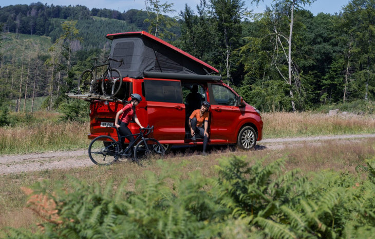 ya está disponible el ford transit nugget camper van: esto es lo que ofrece la furgoneta camperizada