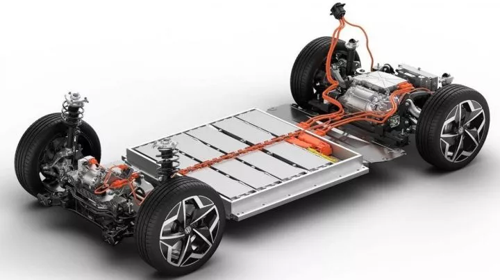 ¿por qué reparar un coche eléctrico es más caro que reparar un coche con motor de combustión?