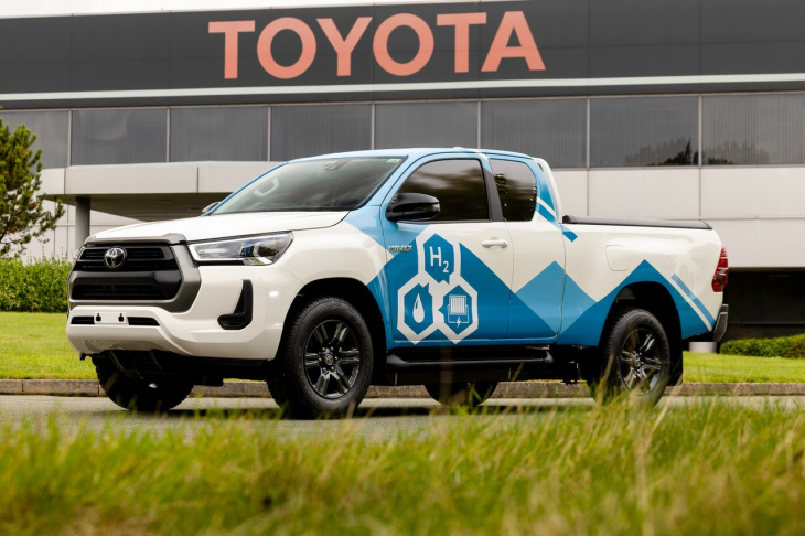 El Toyota Hilux de hidrógeno sigue con su desarrollo en Reino Unido