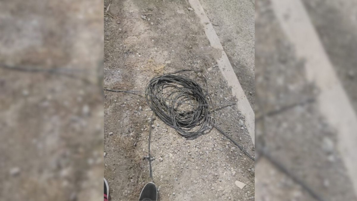 motociclista casi muere degollado por cable que colgaba en gómez palacio