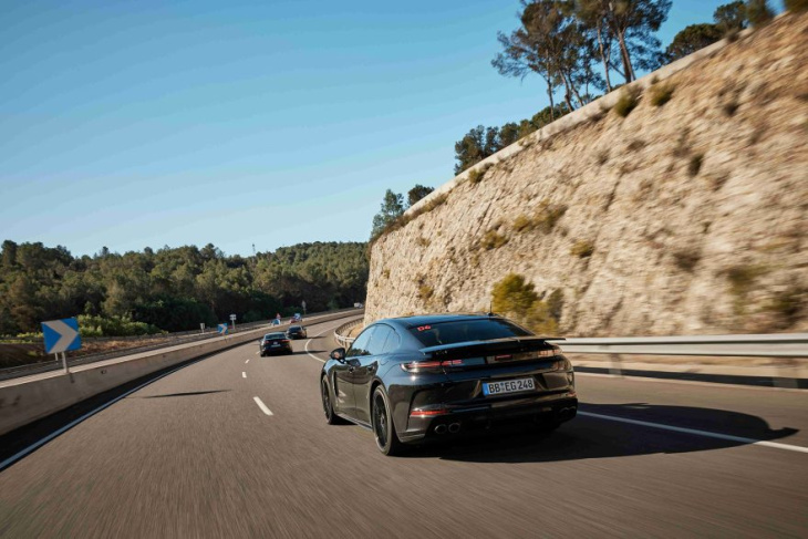 El nuevo Porsche Panamera se somete a los últimos tests en Barcelona