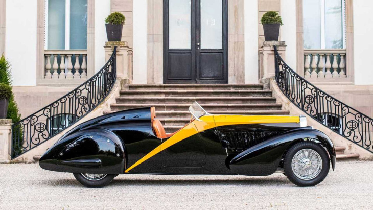 este bugatti type 57s de 1937, ganador del salon privé 2023
