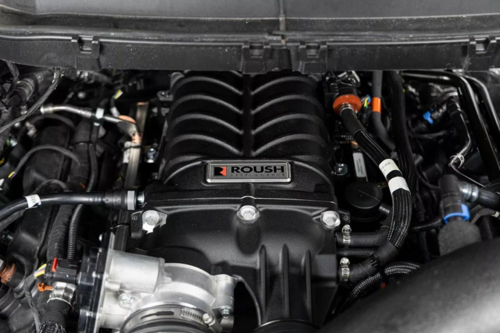 el ford f-150 v8 ahora con más de 700 cv por cortesía de roush performance