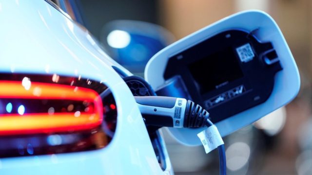 los nuevos incentivos fiscales impulsarán los autos eléctricos en méxico: tesla
