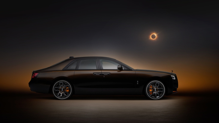 rolls-royce ghost ékleipsis: la belleza de un eclipse y el arte de rolls royce fusionados en un mismo coche