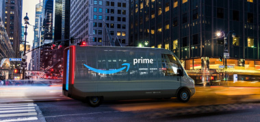 Rivian rompe su contrato de exclusividad con Amazon: sus furgonetas eléctricas ya pueden comprarse con libertad