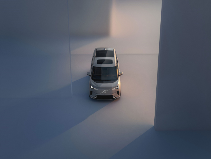 Volvo EM90, la minivan eléctrica para viajar en primera clase