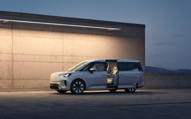 EM90: así de lujosa y cómoda es la nueva minivan eléctrica de Volvo que quiere hacerte sentir como en una sala de estar escandinava
