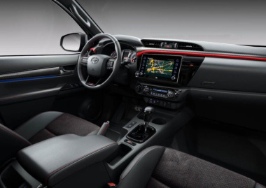 Toyota Hilux 48V Mild Hybrid: llega la hibridación y la pegatina ECO