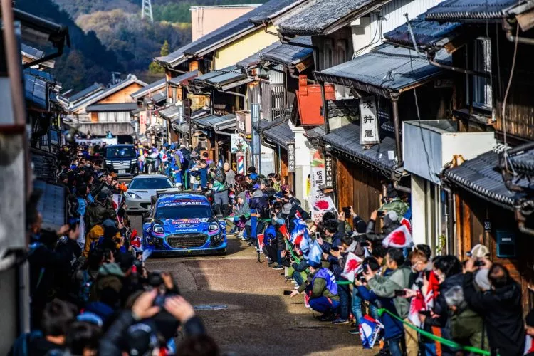 rally de japón: toyota cierra el wrc 2023 con un triplete para la historia en casa