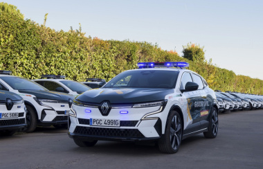 El BMW X3 y el Renault Megane E-Tech son los nuevos coches de la Guardia Civil
