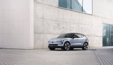 Volvo EX30 vs Toyota Urban SUV: el gran duelo de nuevos coches eléctricos, ¿cuál es mejor?