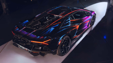 Lamborghini Revuelto Ópera Única: más de un millón de euros y 435 horas de pintura