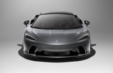 El McLaren GTS tiene más potencia que un Audi R8 y el mismo maletero que un Ford Tourneo