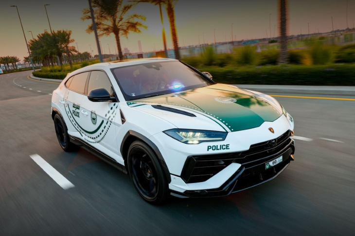 lamborghini urus performante, el nuevo coche de la policía de dubái