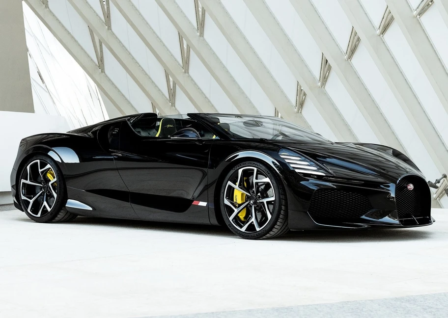 Aún no se lo entregan y ya quiere vender su Bugatti Mistral por $158 millones de pesos