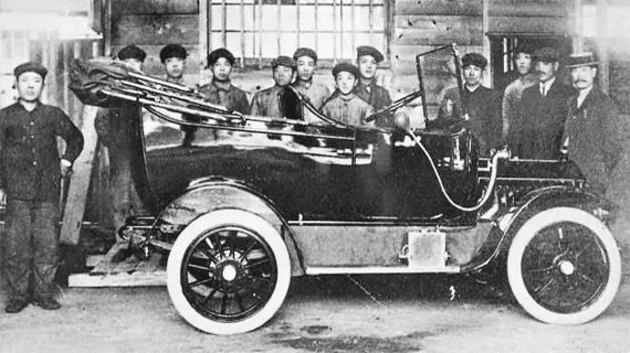 así era el primer datsun: el auto con el que nissan comenzó a competir en el mercado