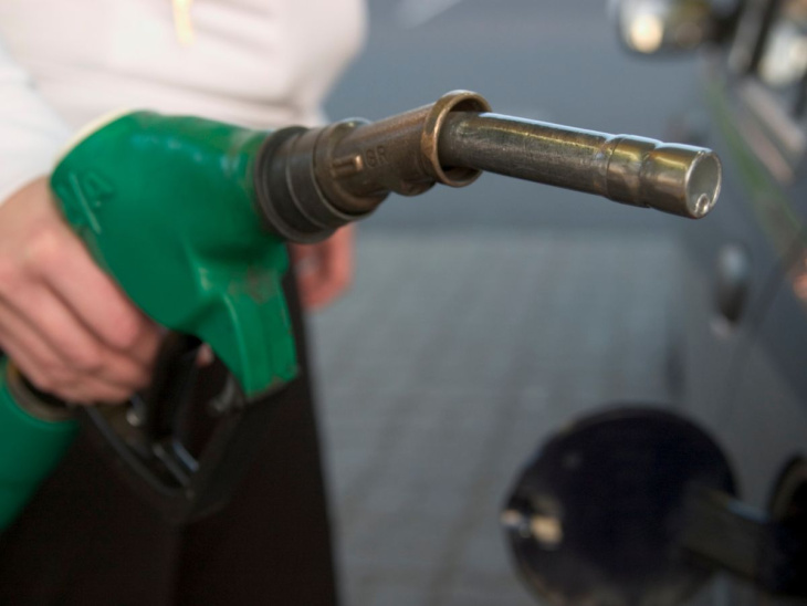 precio de la gasolina hoy viernes 26 de enero del 2024; subió ligeramente