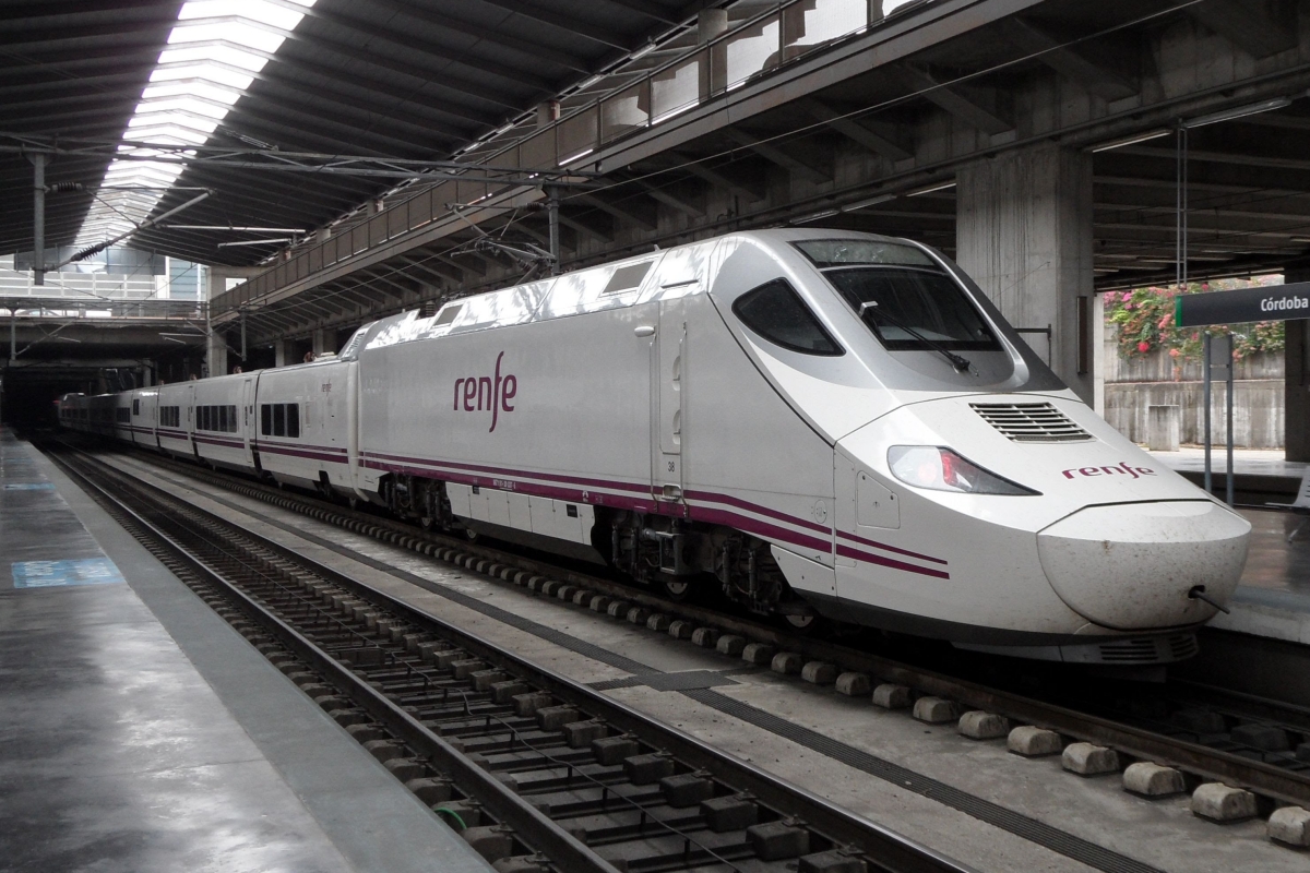 ¿un tren de alta velocidad de hidrógeno? españa va a intentar crearlo con 6,5 millones de euros de subvención pública