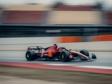 Pirelli arranca programa de trabajo de 2024 con pilotos de Ferrari en Barcelona