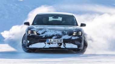 El renovado Porsche Taycan se deja ver en las exigentes pruebas de invierno