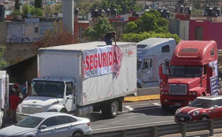 paro nacional de transportistas: bloquean carreteras del país para exigir seguridad